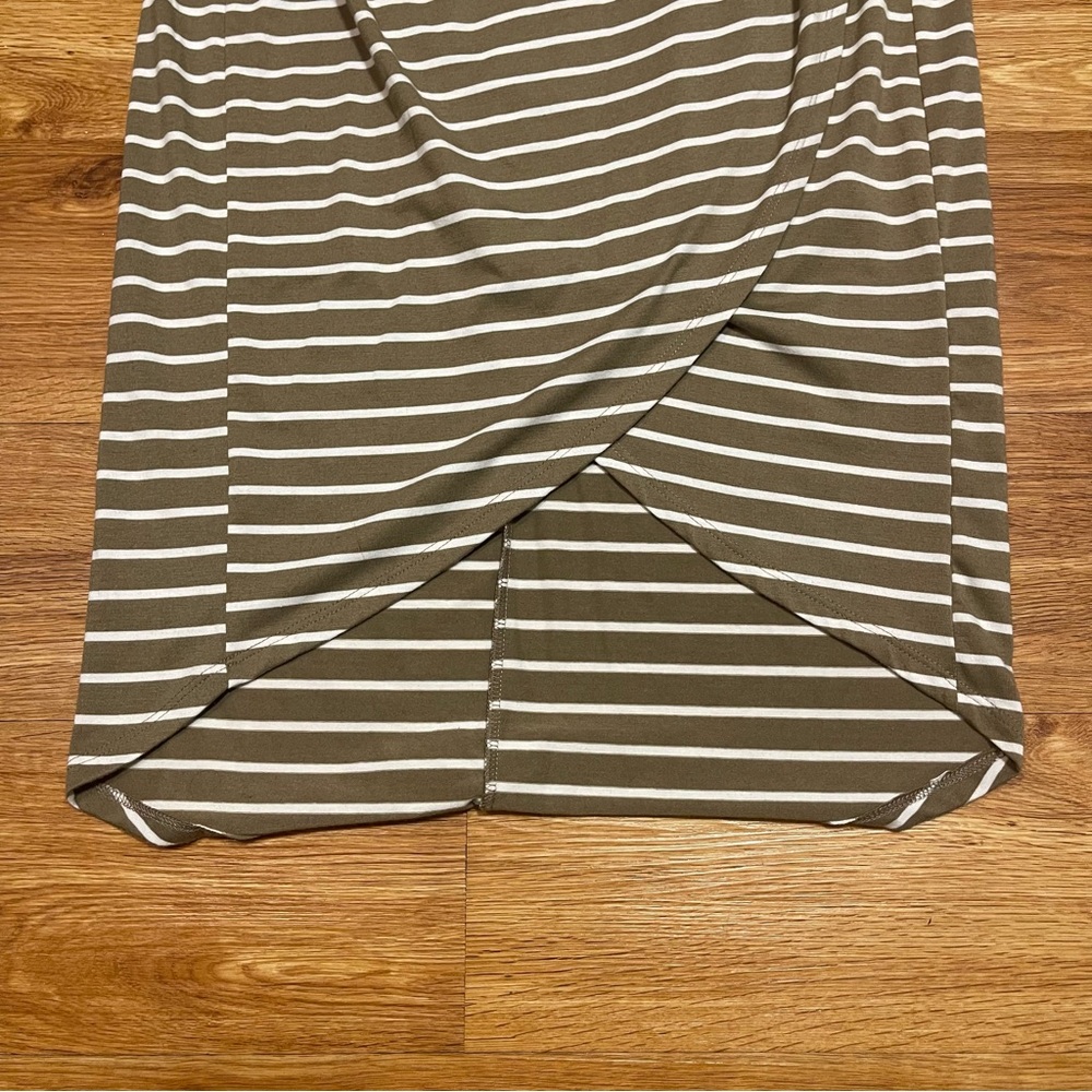 White Birch Ruched Waist Wrap Maxi Dress, Khaki White Stripe Extra Large - Picture 6 of 8
